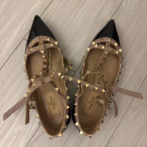 Valentino Garavani Black Rockstud Leather Flats